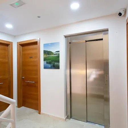Apartment 8 Lacus Baikal L'Hospitalet de Llobregat